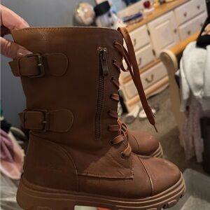 Brown Leather Lace-Up Boots